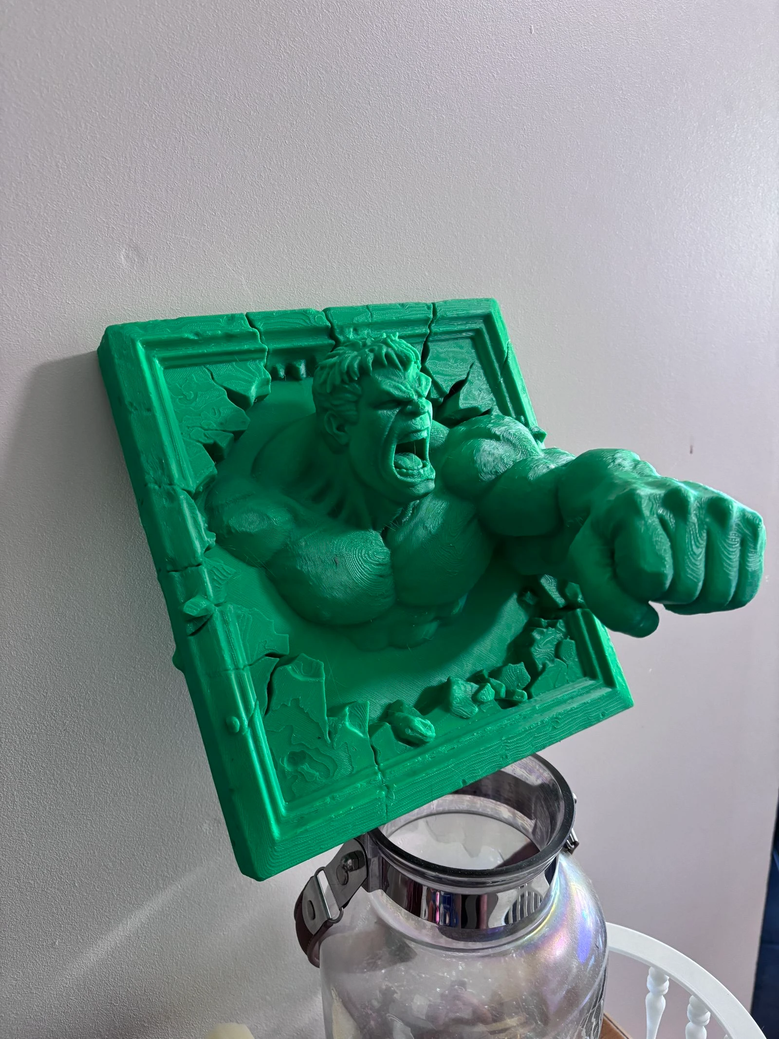 Cadre hulk en relief 24 sur 22 sur 17 cm💚 – photo 2